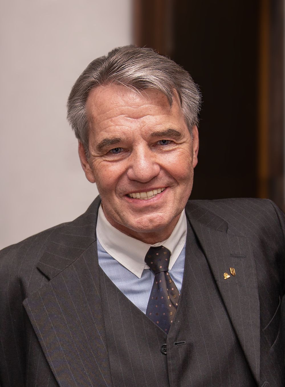 Dr Dieter F. Kindermann ICHeV